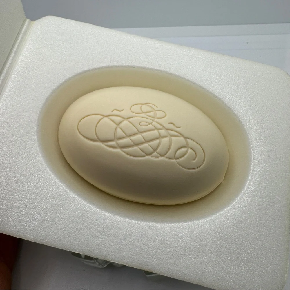 Vintage 1981 Avon Ultra Crystal Collection Soap Dish Ariane Soap New‎ in Box